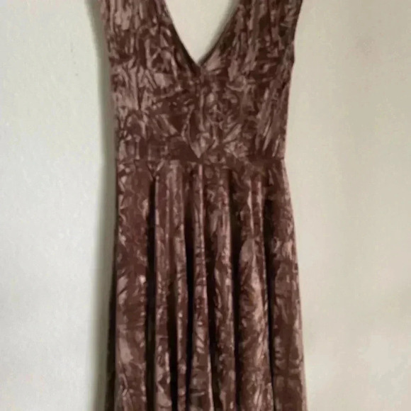 Silence + Noise Corina Velvet Brown Asymmetrical Short Sleeve Whimsygoth Dress S - Picture 9 of 11
